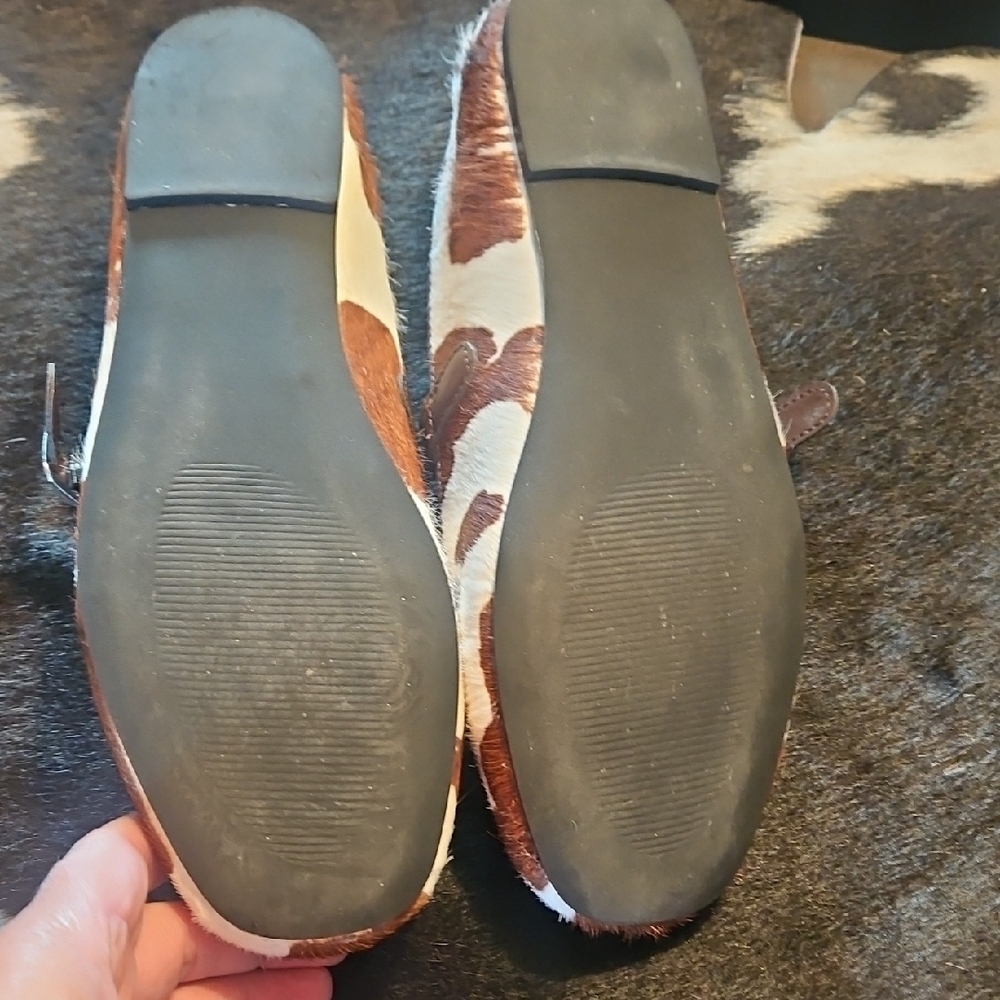 GAP Brown and White Cow Print Calf Hair Ballet Flats - Picture 4 of 8